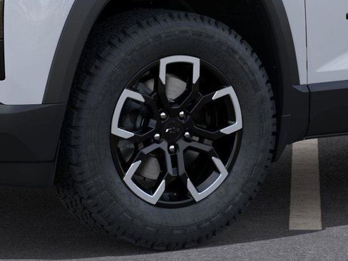 New 2026 Chevrolet Equinox ACTIV w/ Convenience Package III image 9