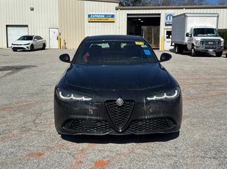 Used 2024 Alfa Romeo Giulia Veloce video 2
