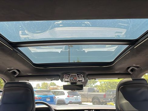 Used 2022 Jeep Grand Cherokee Summit AWD/4WD image 24