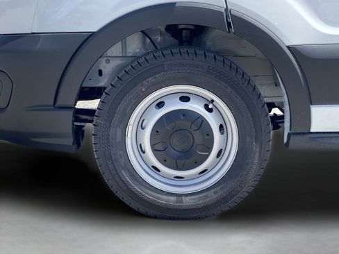 New 2026 Ford Transit 150 Low Roof RWD image 29
