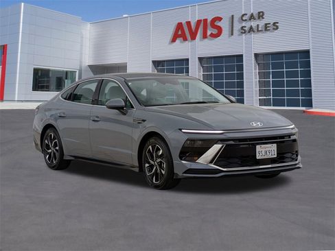 Used 2025 Hyundai Sonata SEL image 3