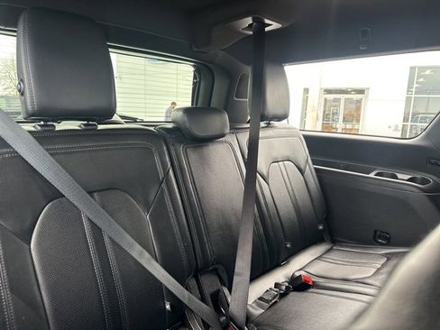 Used 2021 Ford Expedition Max Limited image 14