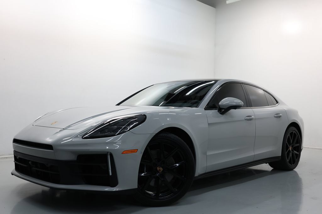 Used 2026 Porsche Panamera image 54