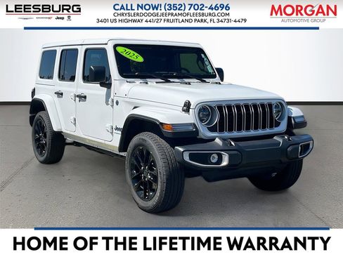 Certified 2025 Jeep Wrangler Unlimited Sahara w/ Safety Group AWD/4WD image 1