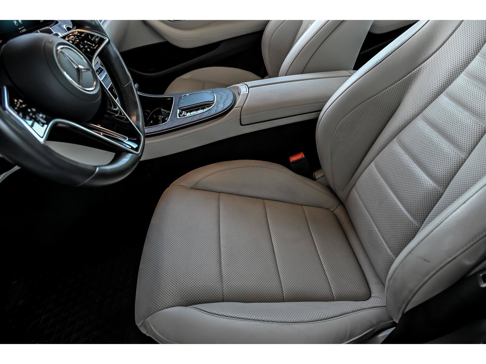 Certified 2022 Mercedes-Benz E 450 4MATIC Sedan image 11