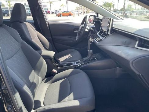 Used 2020 Toyota Corolla LE image 25