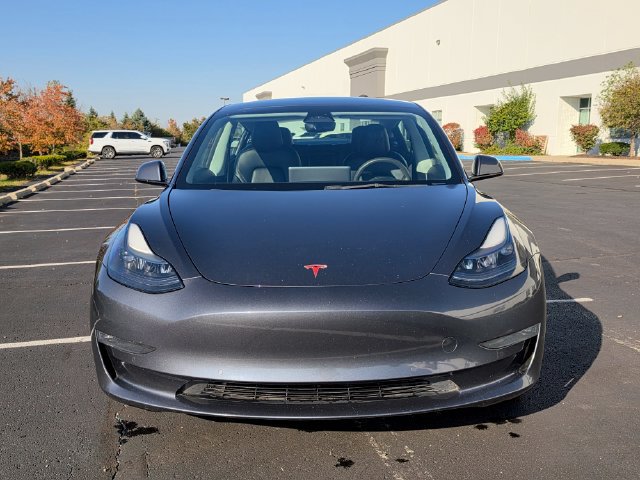 Used 2022 Tesla Model 3 Long Range AWD/4WD image 17