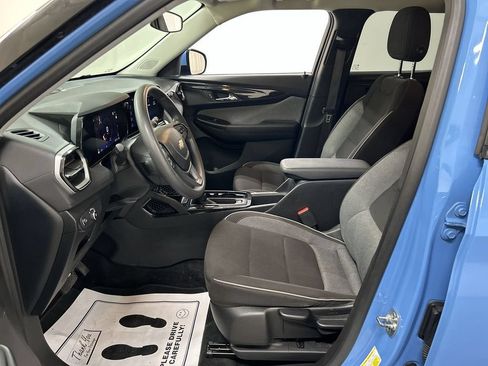 Certified 2024 Chevrolet TrailBlazer LT FWD image 9