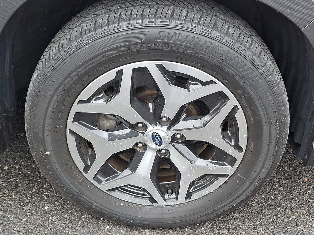 Used 2023 Subaru Forester Premium AWD/4WD image 10