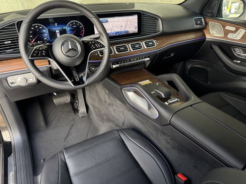 New 2026 Mercedes-Benz GLE 580 4MATIC image 7