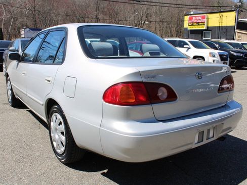 Used 2002 Toyota Corolla LE FWD image 10