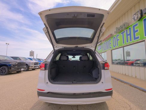 Used 2024 Chevrolet Equinox RS image 22