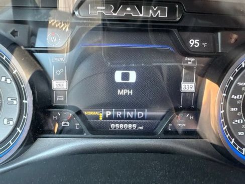 Used 2022 RAM 1500 Limited w/ Body Color Bumper Group AWD/4WD image 16