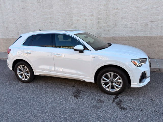 Used 2025 Audi Q3 2.0T Premium AWD/4WD image 3