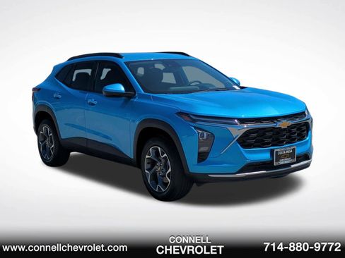New 2026 Chevrolet Trax LT FWD image 3