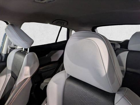 Used 2020 Subaru Crosstrek 2.0i Limited w/ Popular Package #5 image 14