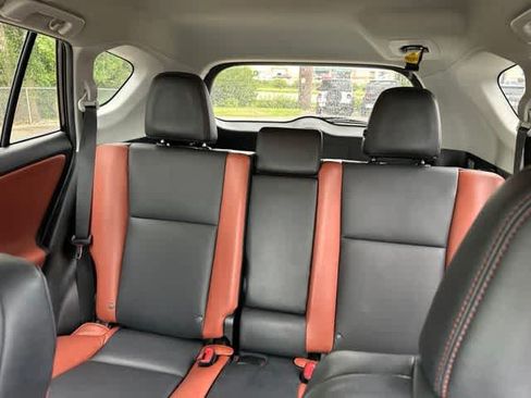 Used 2015 Toyota RAV4 Limited w/ Technology Package AWD/4WD image 5