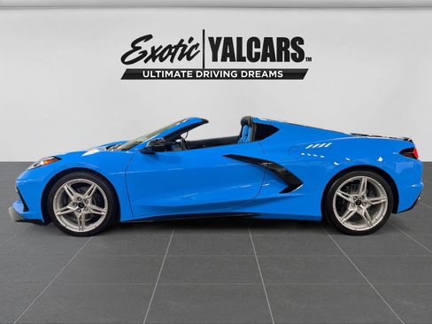Used 2023 Chevrolet Corvette Stingray Premium Cpe w/ Stealth Interior Trim Package RWD image 12