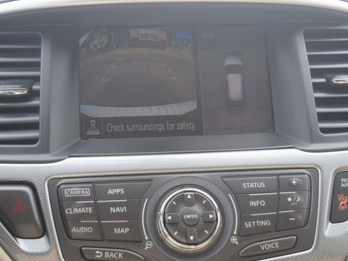 Used 2017 Nissan Pathfinder SL w/ SL Premium Package image 13