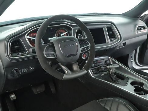 Used 2023 Dodge Challenger SRT Hellcat image 2