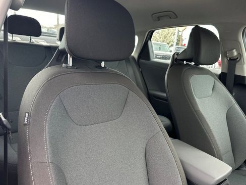 Certified 2025 Kia K4 LXS image 16