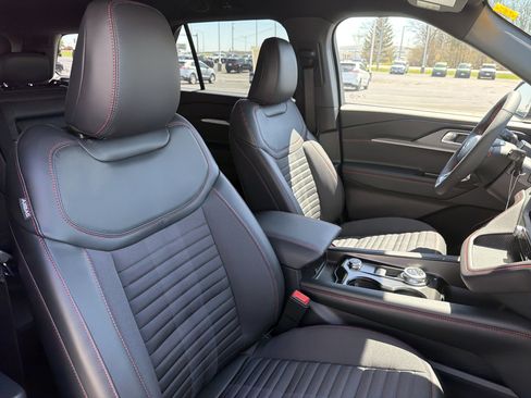 New 2026 Ford Explorer ST-Line AWD/4WD image 38