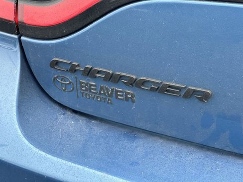 Used 2021 Dodge Charger SXT w/ Blacktop Package RWD image 10