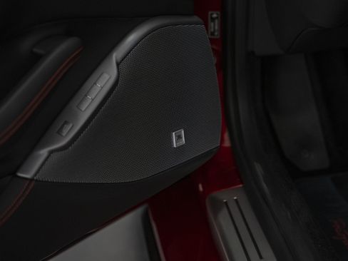 Certified 2023 Ferrari Portofino M image 29