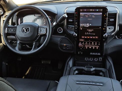 New 2026 RAM 2500 Limited AWD/4WD image 23