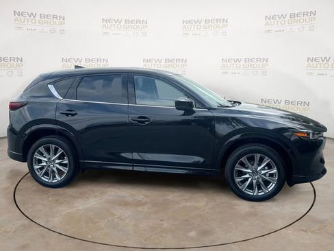 New 2025 MAZDA CX-5 AWD 2.5 S w/ Premium Plus Pkg image 6