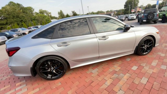 Certified 2025 Honda Civic Sport image 2
