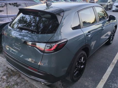 Used 2024 Honda HR-V Sport image 2