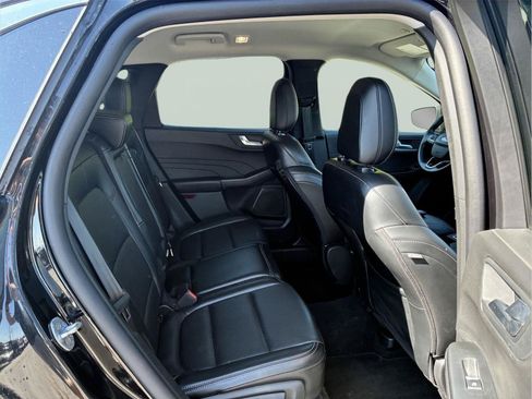 Used 2025 Ford Escape Platinum AWD/4WD image 12