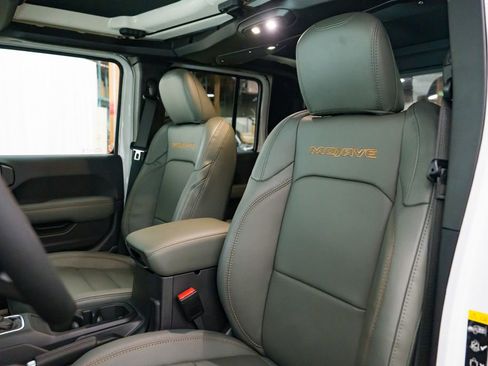 New 2026 Jeep Gladiator Mojave image 23