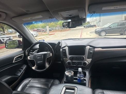 Used 2018 GMC Yukon XL Denali image 32