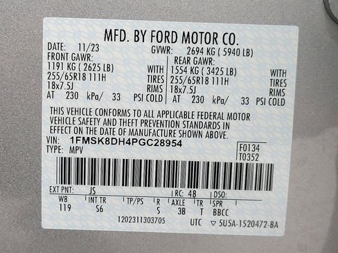 Used 2023 Ford Explorer XLT w/ Equipment Group 202A image 28