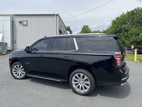 Used 2023 Chevrolet Tahoe Premier w/ Advanced Technology Package AWD/4WD image 4