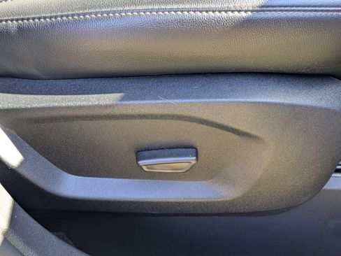 Used 2021 Ford Edge SEL w/ Convenience Package image 37