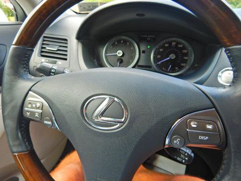 Used 2011 Lexus ES 350 FWD image 19