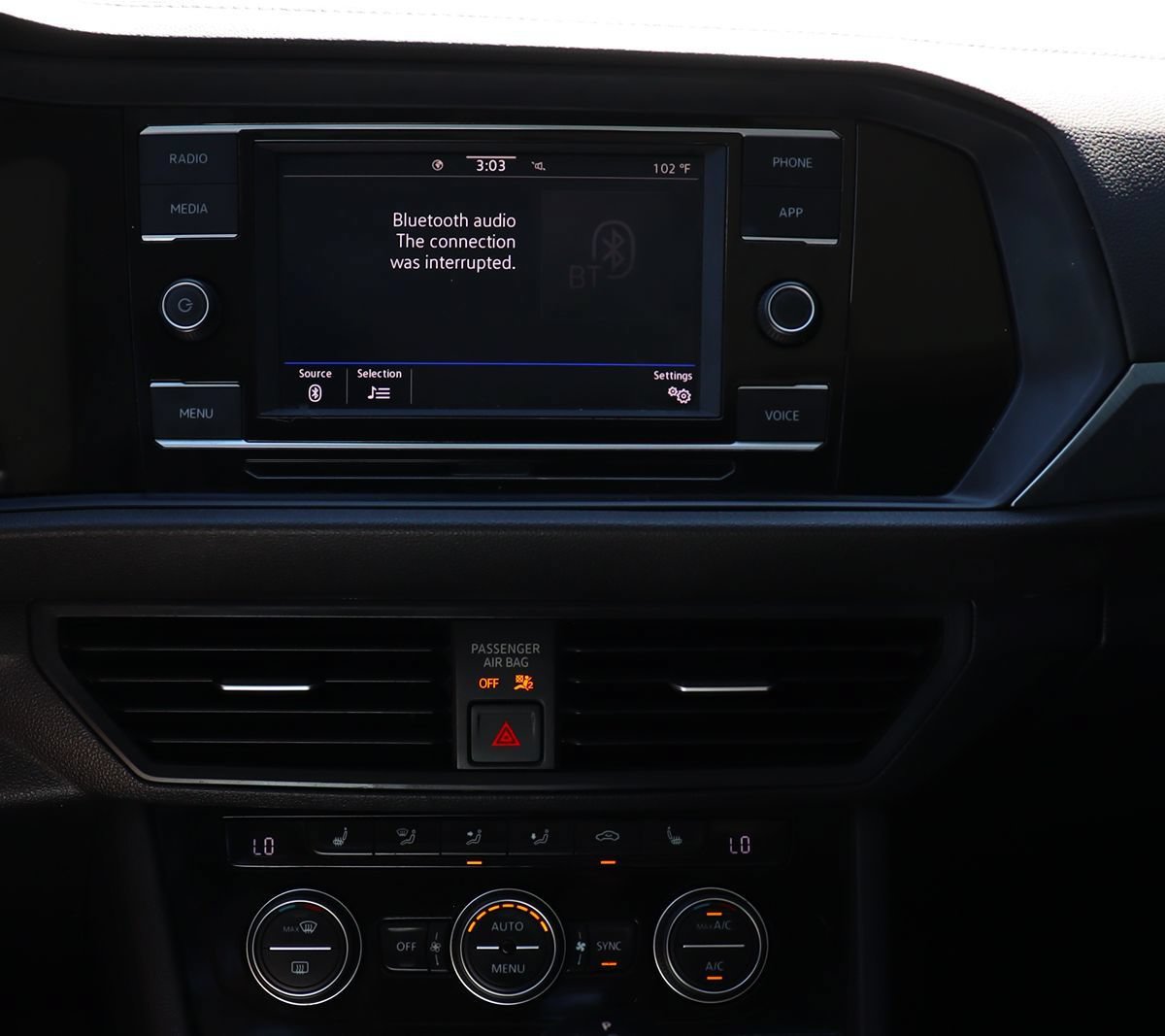 Used 2022 Volkswagen Jetta SE FWD image 44