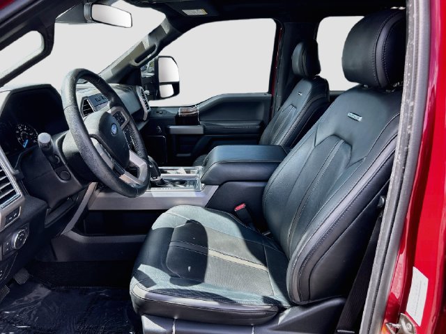 Used 2016 Ford F150 Platinum w/ Equipment Group 701A Luxury AWD/4WD image 18