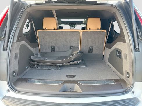 Used 2023 Cadillac Escalade ESV Sport w/ Touring Package AWD/4WD image 33