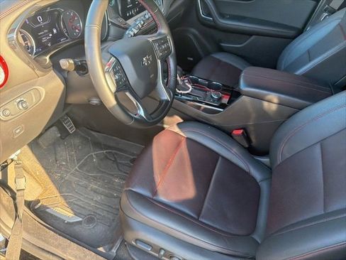 Used 2023 Chevrolet Blazer RS w/ Enhanced Convenience Package image 5