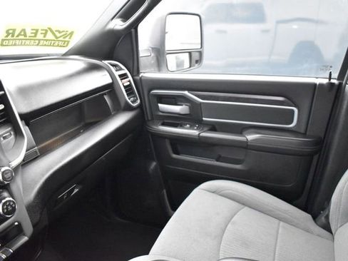 Used 2024 RAM 2500 Big Horn image 18