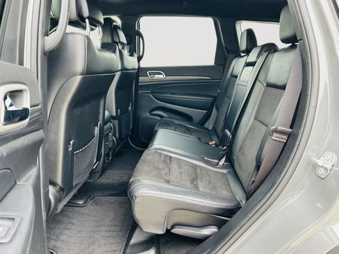 Used 2022 Jeep Grand Cherokee Laredo X image 25