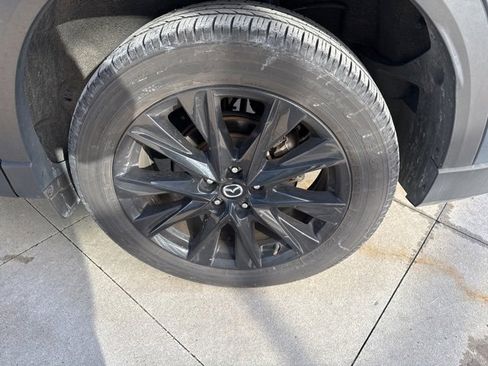 Used 2025 MAZDA CX-5 Carbon Edition image 12