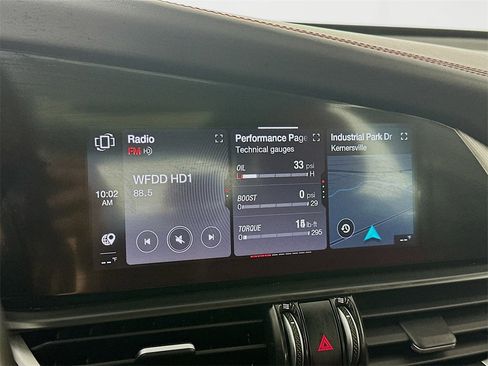 Used 2021 Alfa Romeo Giulia Ti Sport image 17