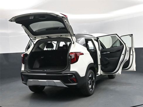 New 2026 Kia Seltos S image 19