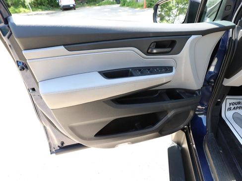 Used 2019 Honda Odyssey EX image 15