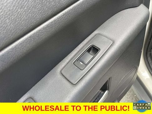 Used 2010 Jeep Grand Cherokee Laredo RWD image 16